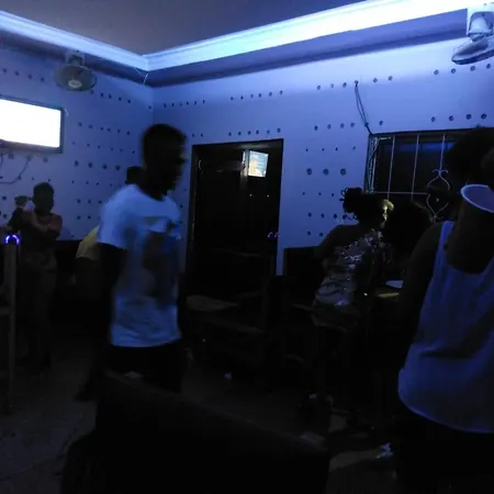 Kiceck Guesthouse Majumba Sita